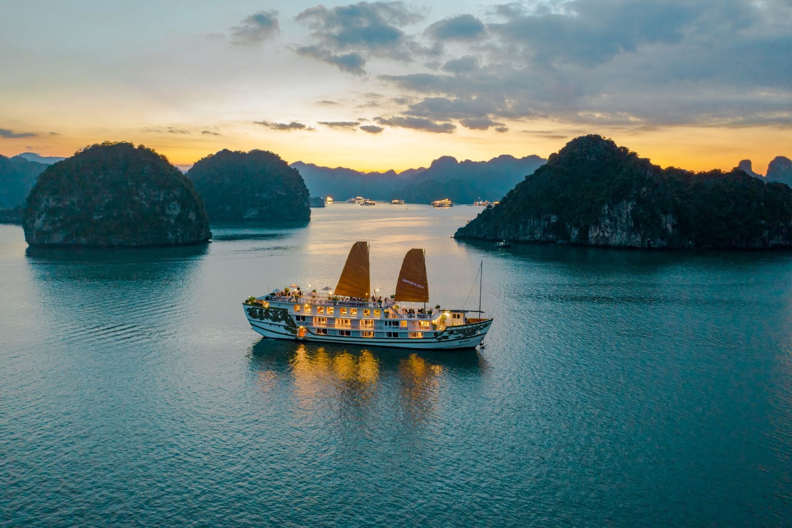 Halong Bay Cruise