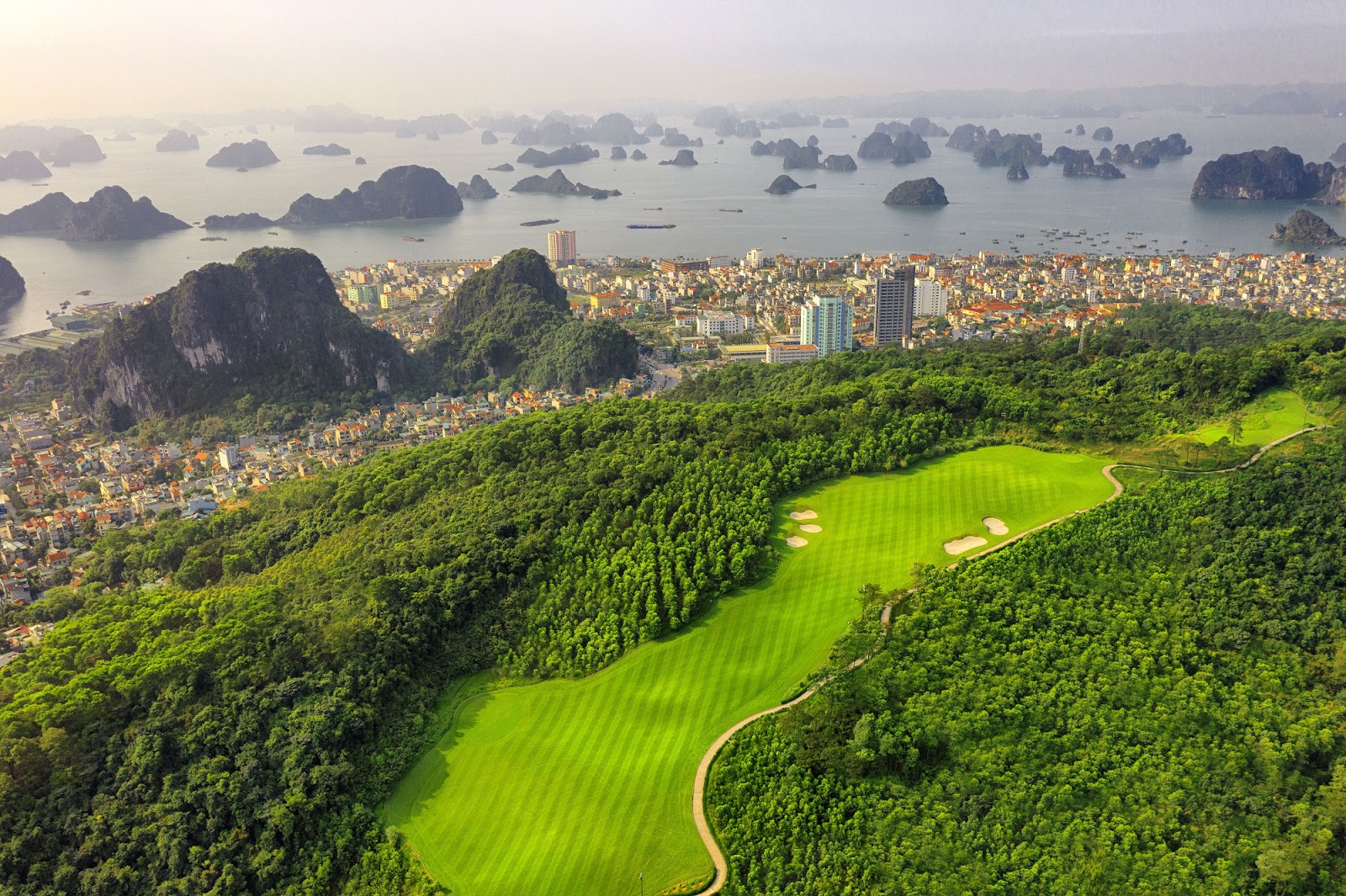  FLC Ha Long Bay Golf Club & Luxury Resort