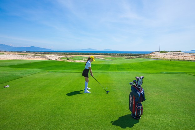 Top 10 Best Golf Resorts in Vietnam for an Unforgettable Experience