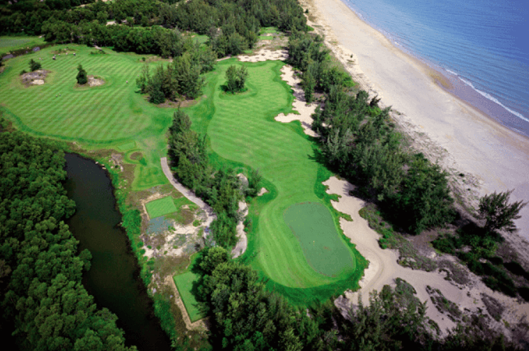 Laguna Lang Co Golf Club - The first international standard golf course in Vietnam