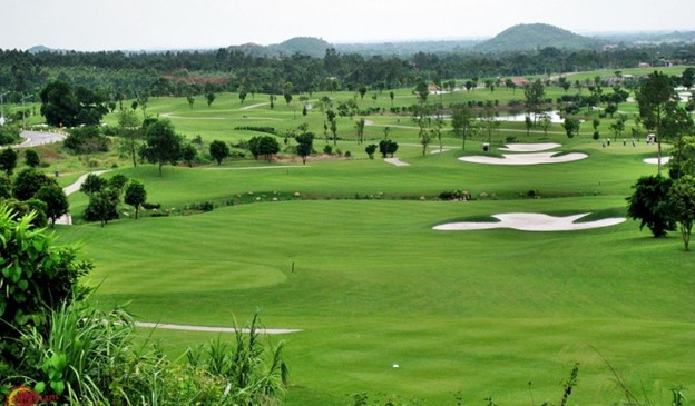 Tam Dao Golf Resort (Vinh Phuc) - Mountain Views and the Cheapest Golf in Vietnam