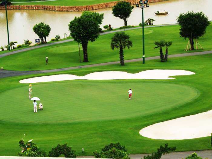 5 Days 4 Nights of Top Courses for Ho Chi Minh and Ho Tram Golf Tour