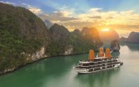 Amazing Hanoi Golf Week and Halong Cruise